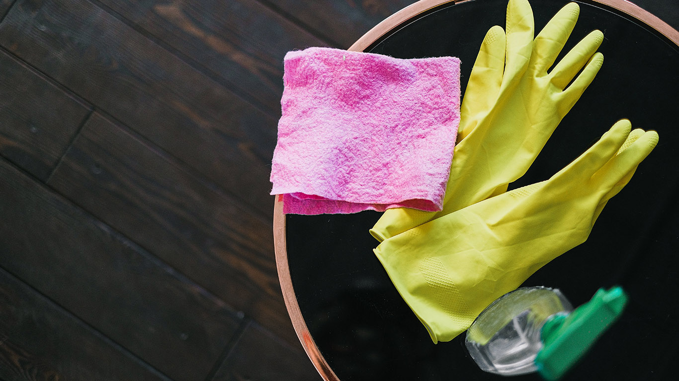 how-to-remove-mold-smell-from-clothes cleaning tools
